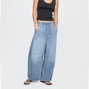 GAP Mid Rise Ultrasoft Easy Horseshoe Jeans